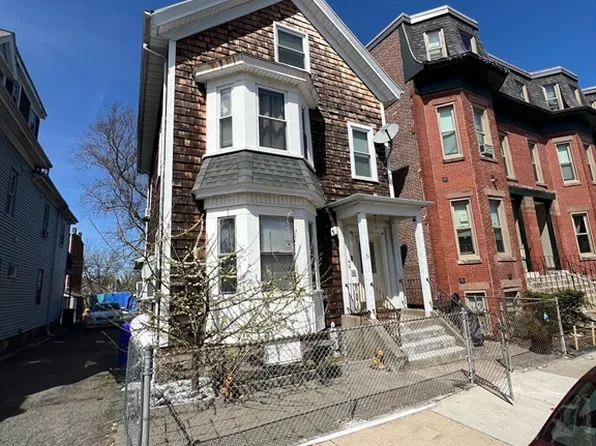 116 Brook Ave, Boston, MA 02125