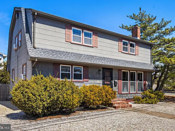 109 E Mac Evoy Ln, Brant Beach, NJ 08008