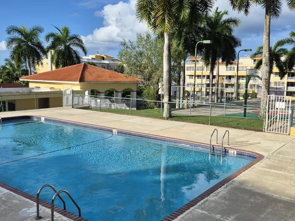 1004 Boulevard Media Luna Paisajes Del Escorial #J21, Carolina, PR 00987