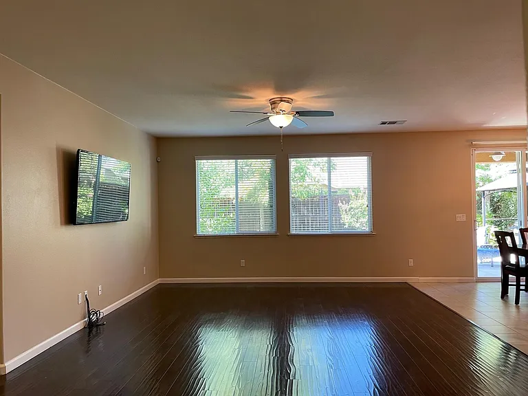 4067 Chessa Ln — Photo 11
