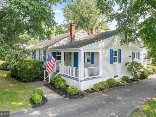 101 Maxwell Ave, Hightstown, NJ 08520