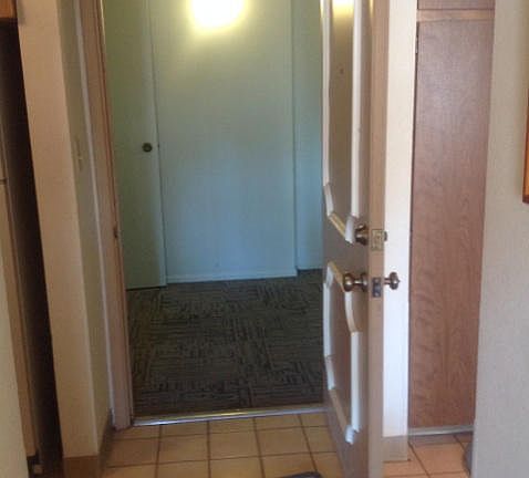 5th image of 3033 E Devonshire Ave Unit 3012