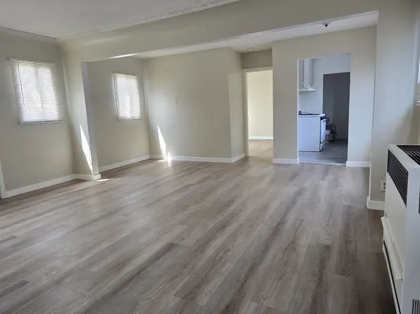 865 W 84th St, Los Angeles, CA 90044