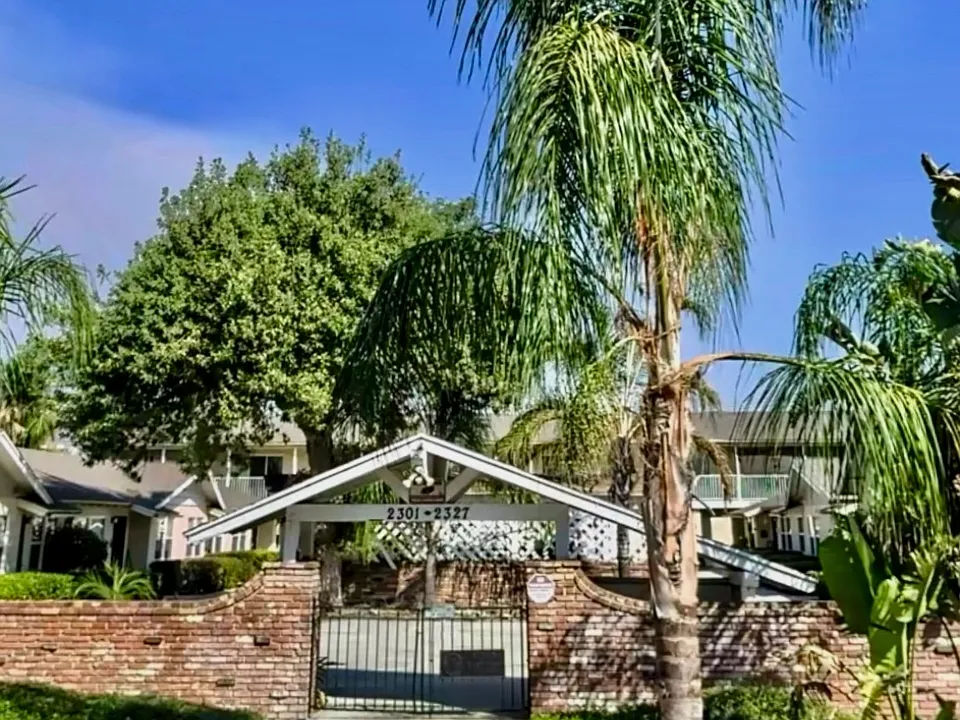 2301 Mountain Ave