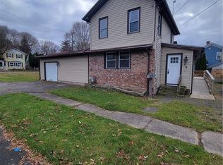 56 Shuler St, Lyons, NY 14489