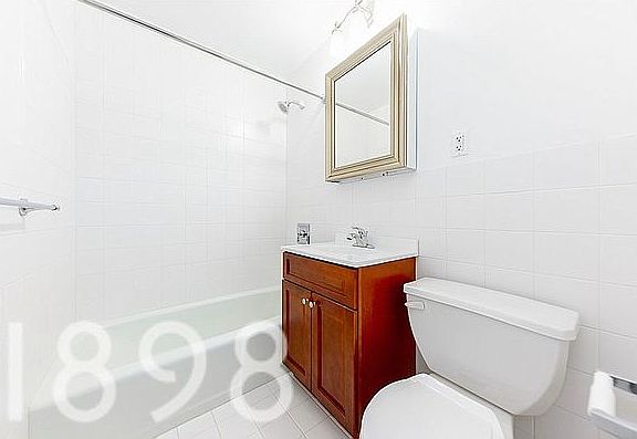 3rd image of 561 Amsterdam Ave #16C