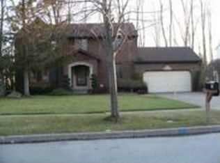 42 Quail Hollow Ln, East Amherst, NY 14051