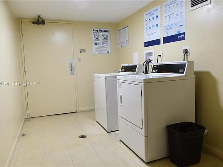 5555 Collins Avenue Cu #8K — Photo 35