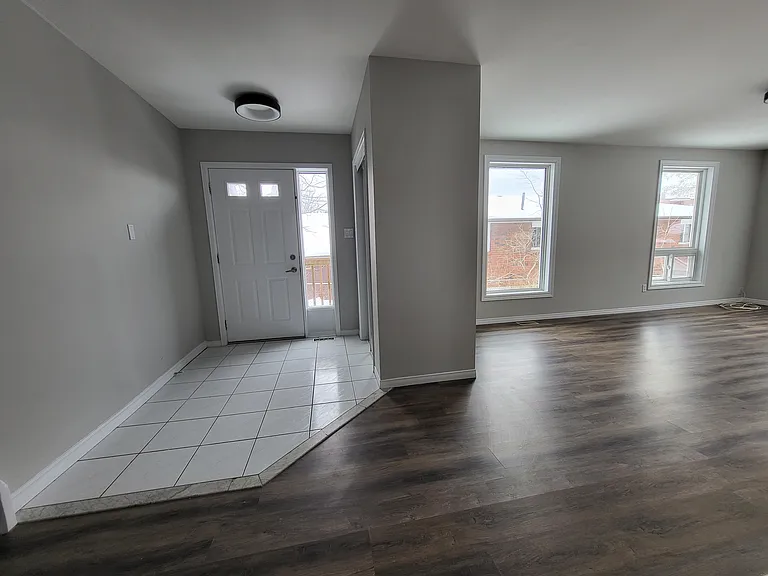 70 Penetang St #1 — Photo 24