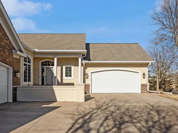 4950 Comstock Ln N, Plymouth, MN 55446