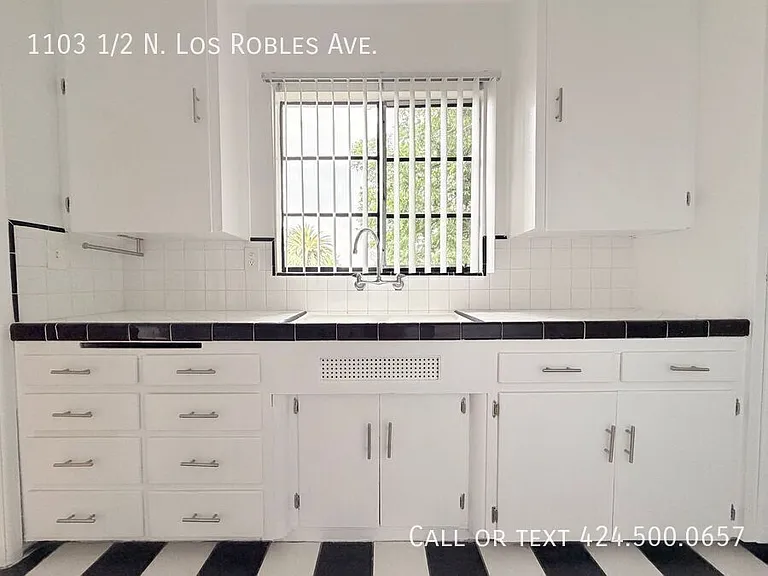 1103 1/2 N Los Robles Ave — Photo 7