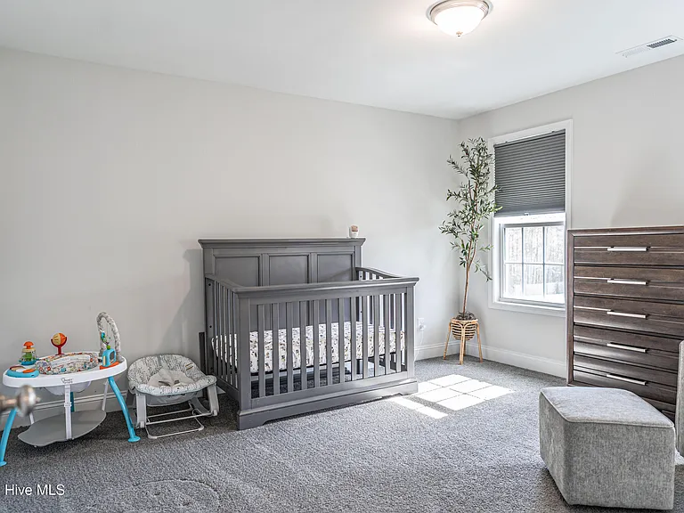104 Sierra Dr — Photo 23