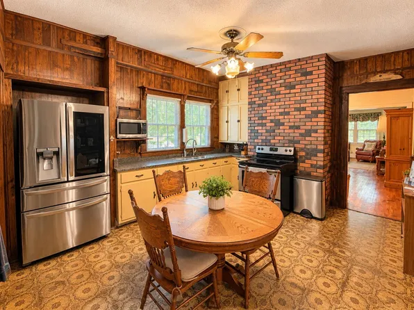 525 Hedgewood Dr, Chattanooga, TN 37405