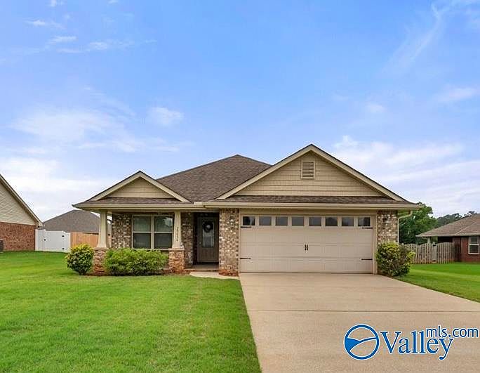1st image of 29634 Sarabella Ln NW