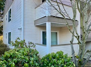 19726 50th Ave W APT 101, Lynnwood, WA 98036