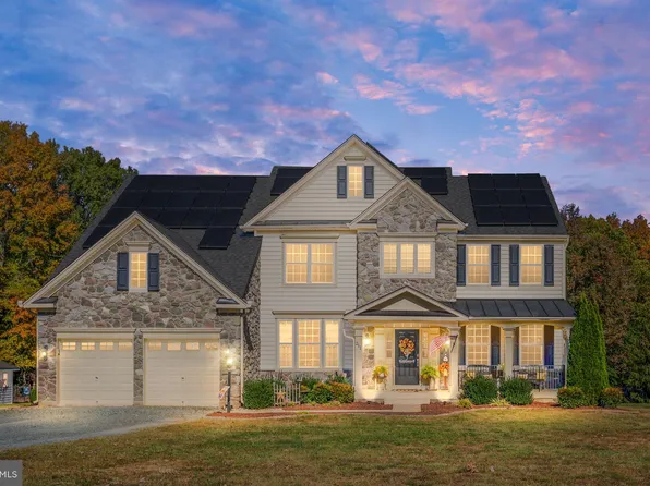 211 McCarty Rd, Fredericksburg, VA 22405
