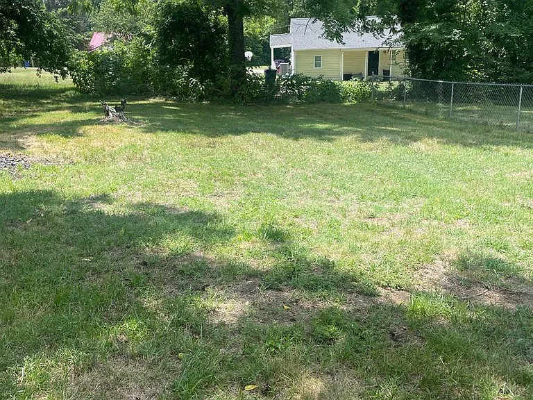 4511 Lansing Dr — Photo 10