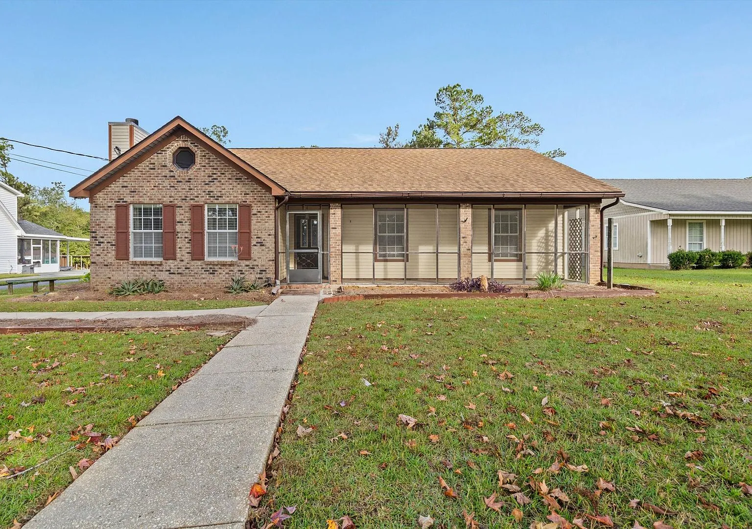 Charming Fairhope Home for Rent Convenient Location & Great Outdoor Space! — Photo 2