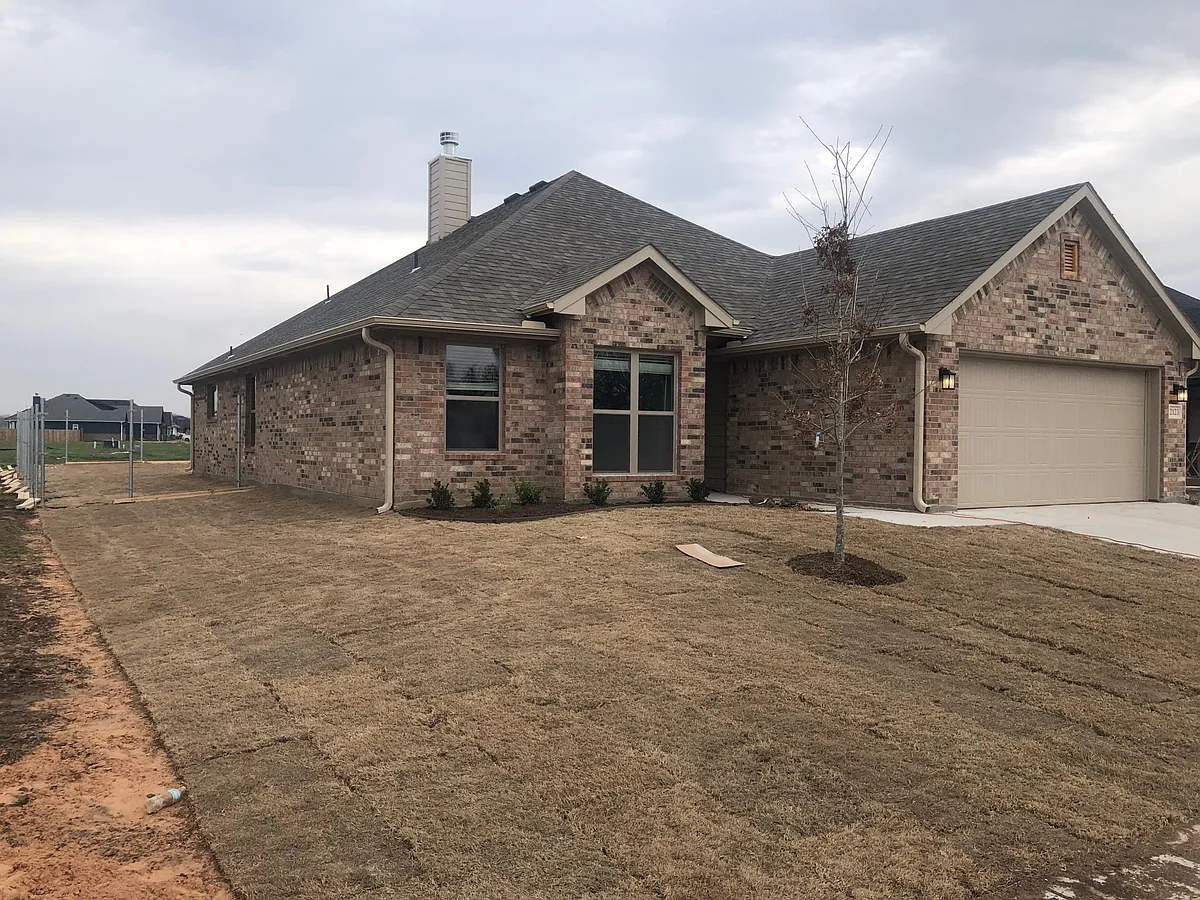 Building Photo - 2123 Wyldewood Way