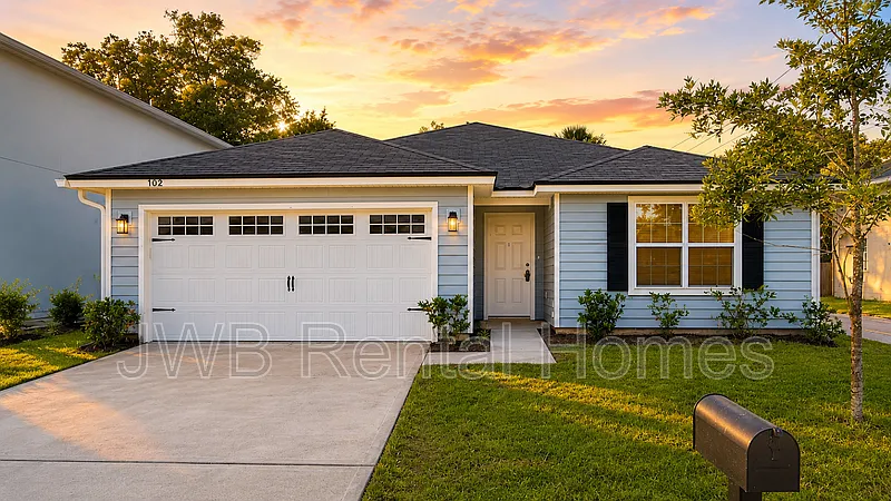 Riverside — Photo 1