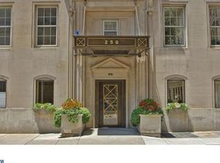 250 S 18th St APT 201, Philadelphia, PA 19103