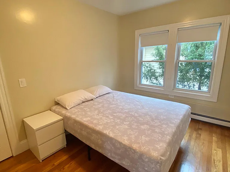 382 Morris Ave — Photo 5