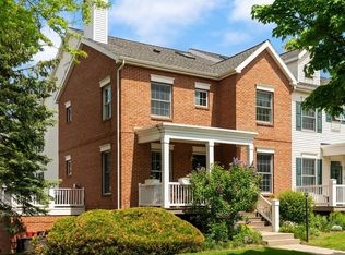 6002 Dell Dr, Madison, WI 53718