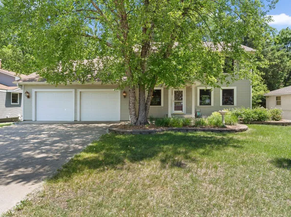 5855 Arthur St NE, Fridley, MN 55432