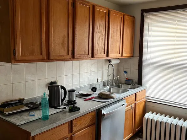 733 Elm St, Winnetka, IL