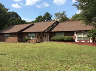 1326 Marina Rd, Russellville, AR 72802