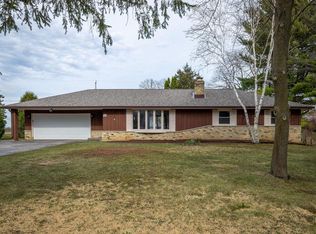 W225S9080 Mount Carmel Rd, Big Bend, WI 53103