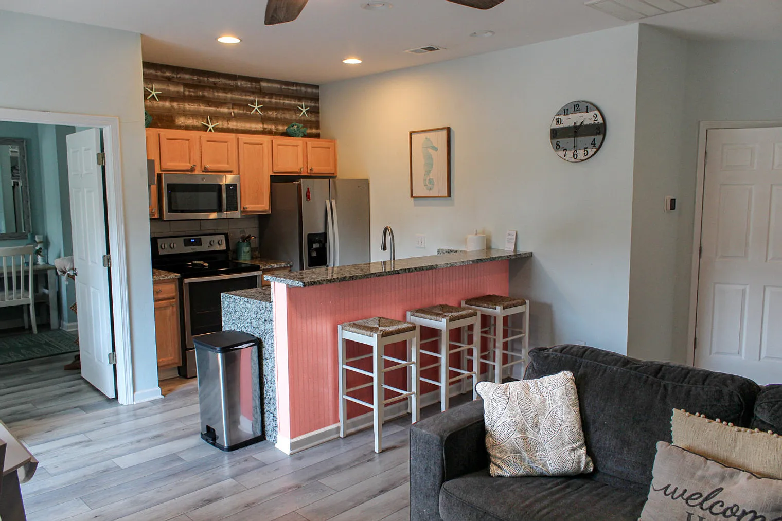 2 bed, 2.0 bath, 753 sqft, $2,366 — Photo 4