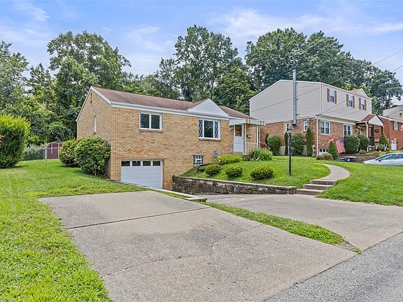 4th image of 461 Rosewood Dr