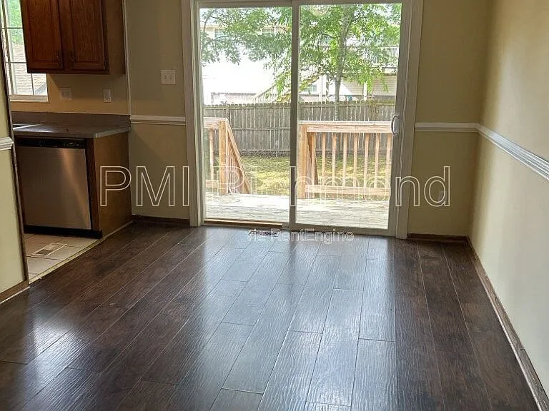 9311 Classic Rd — Photo 4