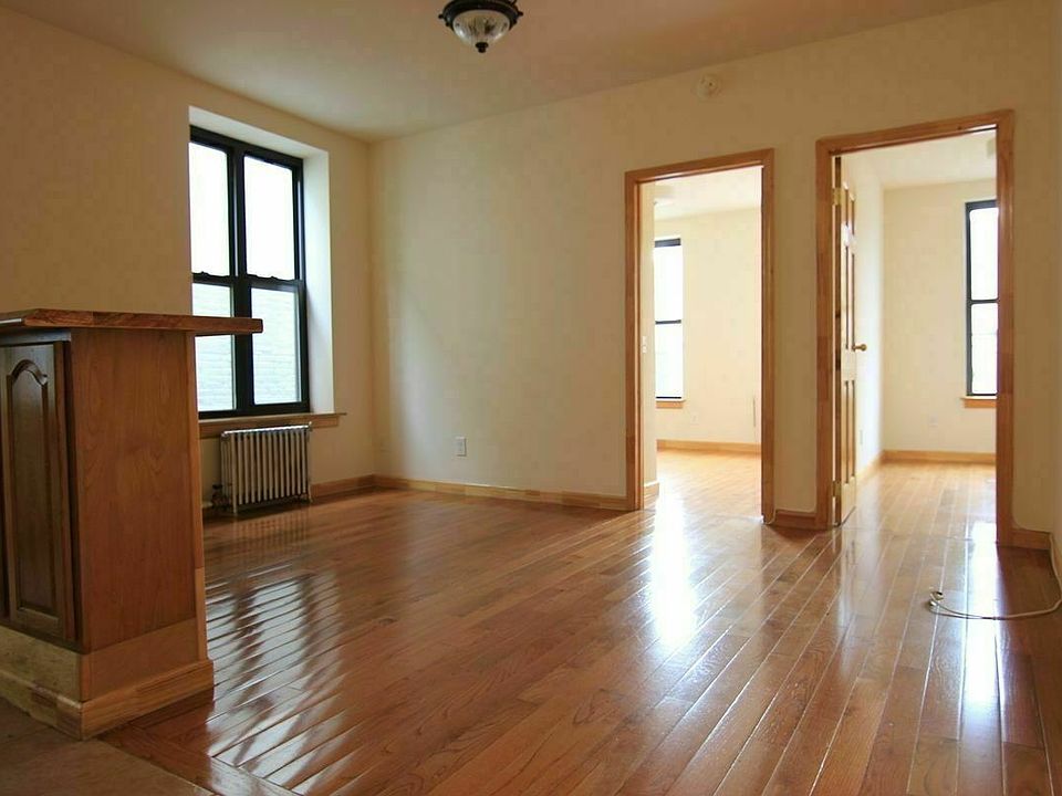 1st image of 302 E 5th St #B