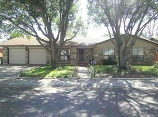 105 Hickory Ln, Laredo, TX 78041