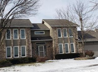 742 Joel Ln, Buffalo Grove, IL 60089