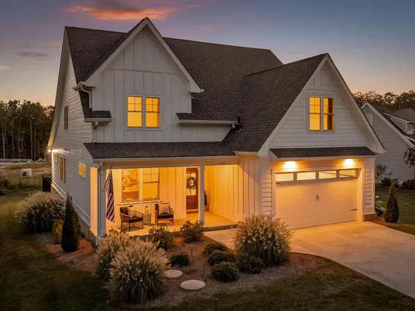 3607 Scarlet Maple Ct, Signal Mountain, TN 37377