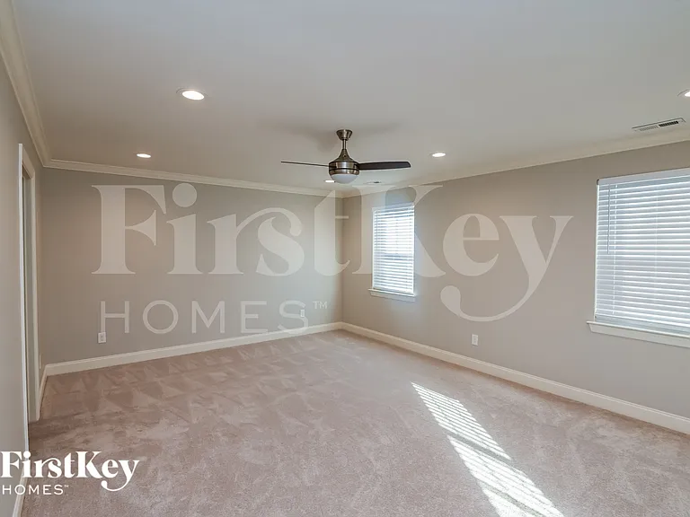 1250 Pless St NW — Photo 11