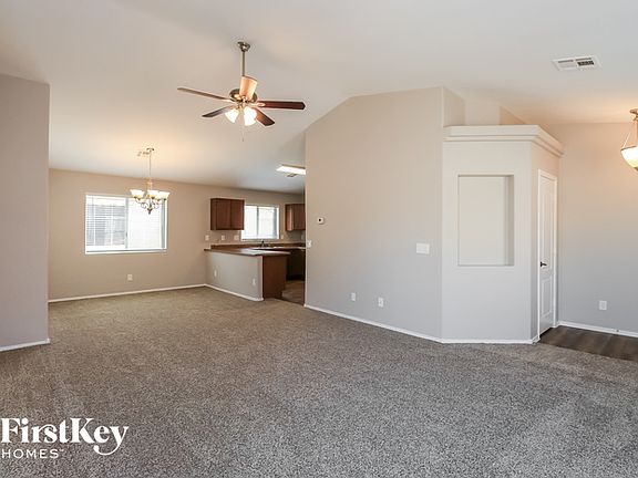 3rd image of 1338 E Kelsi Ave