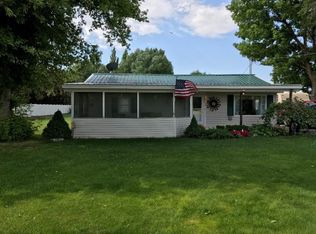 2548 Hepworth Ln, Blackfoot, ID 83221