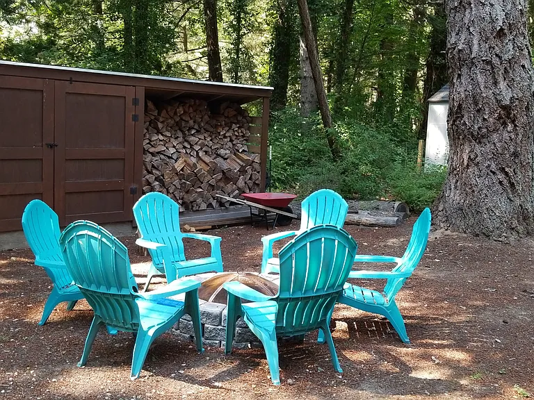 717 Claire Ln — Photo 23