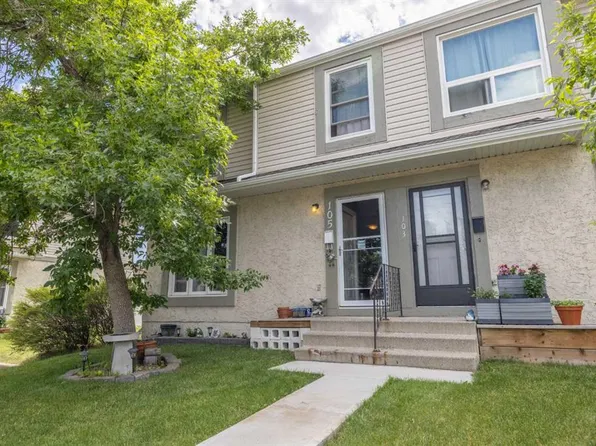 105 E Deer Ridge Ln SE, Calgary, AB T2J 6N3