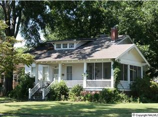 826 Gordon Dr SE, Decatur, AL 35601