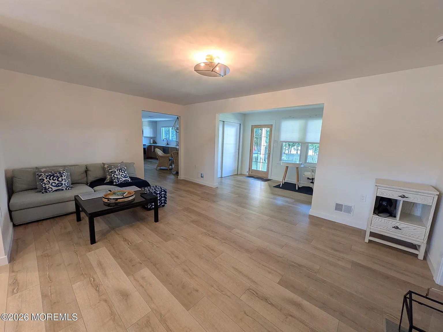 1 bed, 1.5 bath, 1201 sqft, $2,500 — Photo 3
