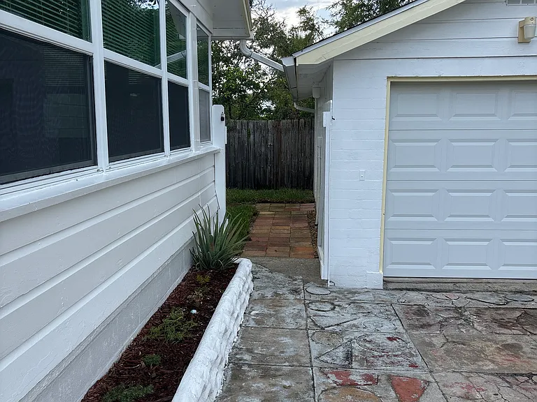 Passage to back yard