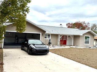 8492 Heather Blvd, Weeki Wachee, FL 34613