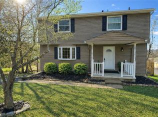 4 Lou Anne Ln, Delmont, PA