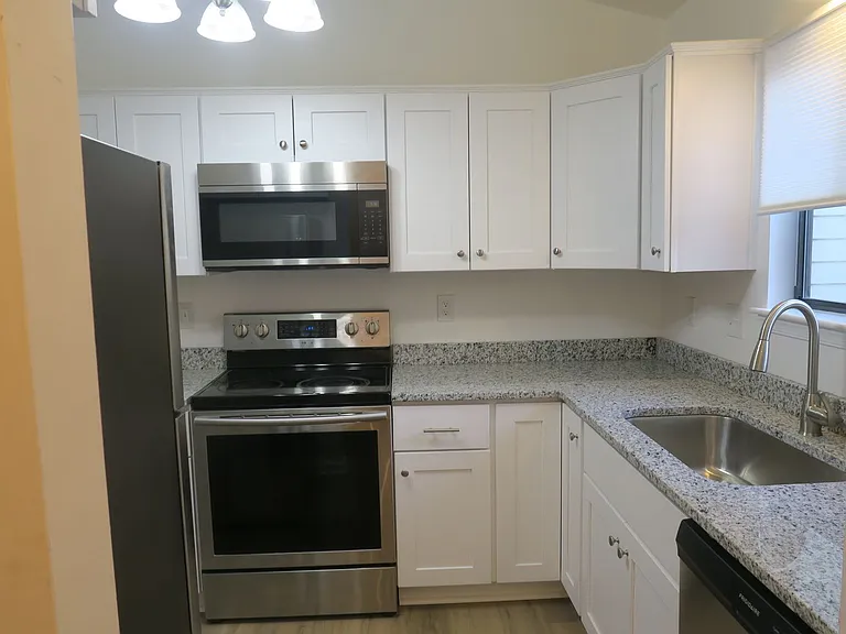 1509 Colonnade Dr — Photo 4