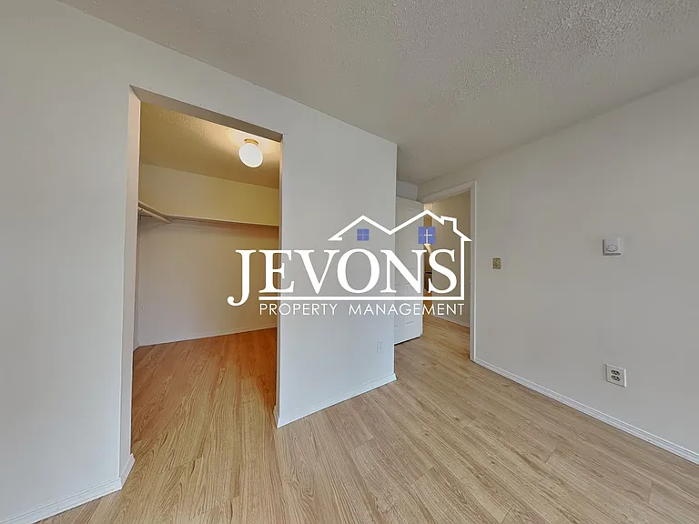 3915 Mason Loop Rd #4 — Photo 22